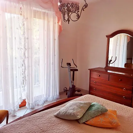 Il Tulipano Apartment *